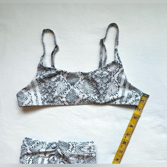 SHEIN blue and white snake print two piece swimsuit size S - Picture 7 of 10